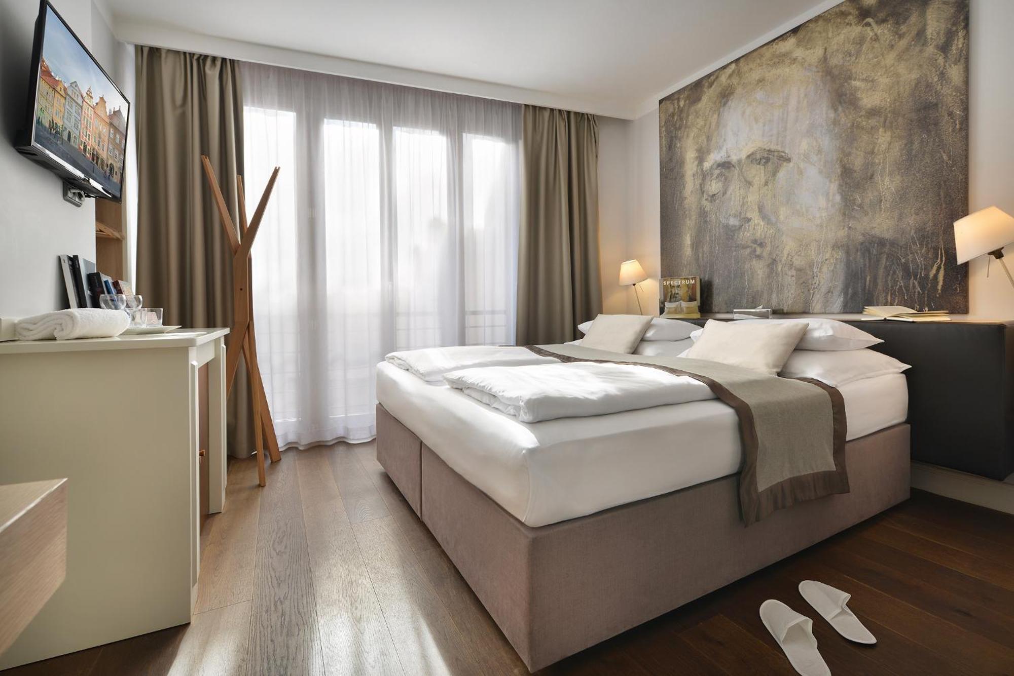 Design Neruda Отель 4*